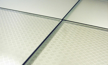 Стеклянный пол в квартиру с декоративным стеклом в Челябинске. Готовые проекты ПерилаГлавСнаб Стеклянный пол в квартиру с декоративным стеклом в Челябинске. Готовые проекты ПерилаГлавСнаб