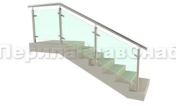 Ограждение лестницы с квадратными стойками и пластинчатыми стеклодержателями в Челябинске. Готовые проекты ПерилаГлавСнаб