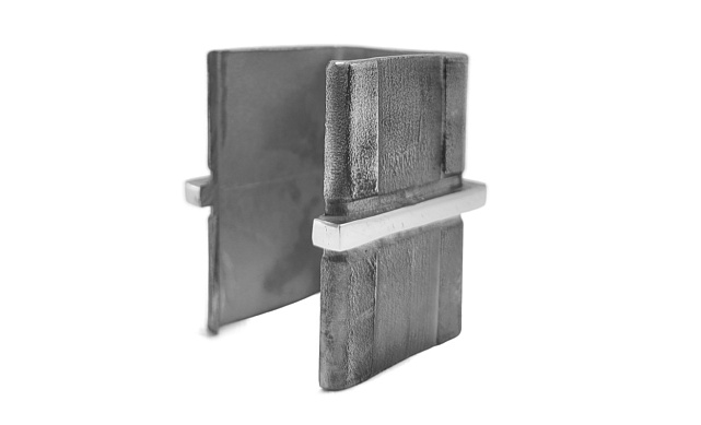 Соединитель для поручня 40х40 мм с пазом, полированный (AISI 304) Фk545-2 Соединитель для поручня 40х40 мм с пазом, полированный (AISI 304) Фk545-2