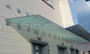 Стеклянные козырьки и навесы в Челябинске. Готовые проекты ПерилаГлавСнаб
