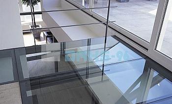 Стеклянный потолок на межэтажной площадке в Челябинске. Готовые проекты ПерилаГлавСнаб