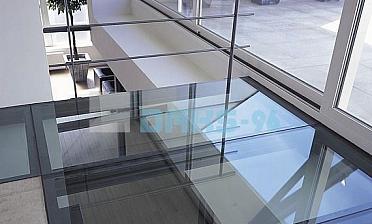 Стеклянный потолок на межэтажной площадке купить в Челябинске