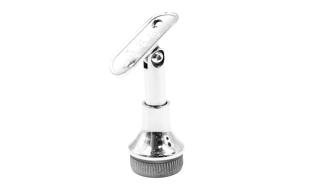 Наконечник регулируемый по высоте на стойку Ø38.1х1.5 мм, с регулируемым ложементом под поручень Ø50.8 мм, литой, полированный, нержавеющий (AISI 304) k317-3 Наконечник регулируемый по высоте на стойку Ø38.1х1.5 мм, с регулируемым ложементом под поручень Ø50.8 мм, литой, полированный, нержавеющий (AISI 304) k317-3