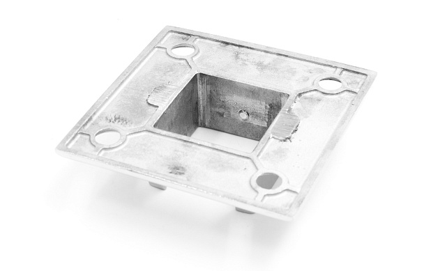 Фланец для трубы с пазом 40х40 мм, полированный, литой (AISI 304) k554 6 Фланец для трубы с пазом 40х40 мм, полированный, литой (AISI 304) k554 6