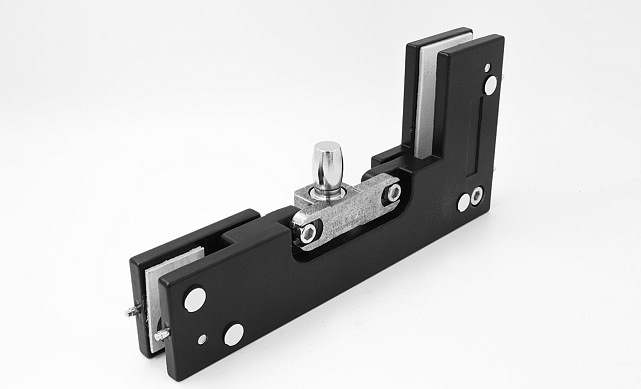 Фитинг угловой соединительный с осью, под золото t140 TP 7 Фитинг угловой соединительный с осью, под золото t140 TP 7