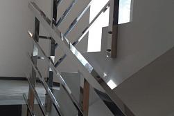 Перила для лестниц из металла в Челябинске. Готовые проекты ПерилаГлавСнаб - фото 14