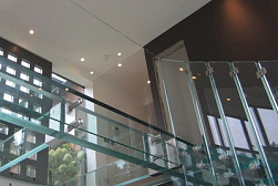 Стеклянные полы в квартире в Челябинске. Готовые проекты ПерилаГлавСнаб - фото 8 Стеклянные полы в квартире в Челябинске. Готовые проекты ПерилаГлавСнаб - фото 8