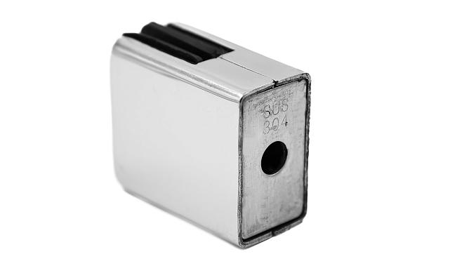 Стеклодержатель штампованный, под стекло 10 мм (5+5 мм), на плоскость 40х24х48 полированный (AISI 304) k352-10 8