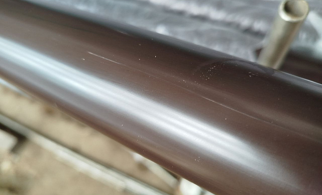 Пластиковый поручень, цвет Венге, Ø49мм длина 4м уценка k897-9-У 4 Пластиковый поручень, цвет Венге, Ø49мм длина 4м уценка k897-9-У 4