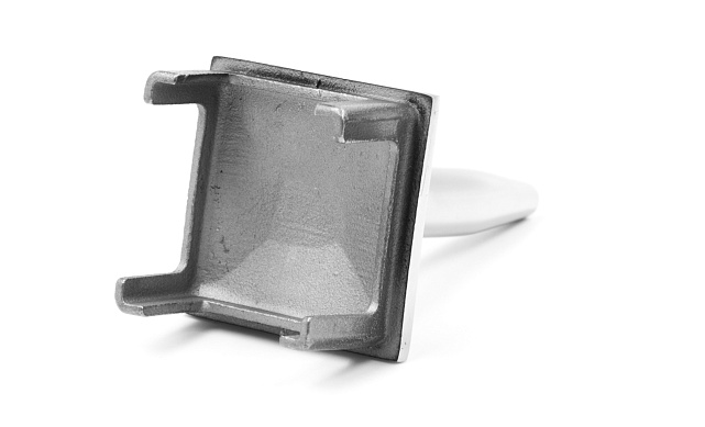 Наконечник палец (солдатик) на стойку из профильной трубы 40х40х1.5 мм, литой, усеченный, облегченный, полированный, нержавеющий AISI 304 k285-2 5 Наконечник палец (солдатик) на стойку из профильной трубы 40х40х1.5 мм, литой, усеченный, облегченный, полированный, нержавеющий AISI 304 k285-2 5