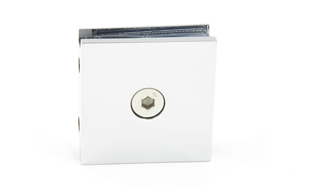 Коннектор для душевой  стена-стекло 45х45 мм, 90°, с двумя отверстиями, цинк, полированный t731 PZn 7 Коннектор для душевой  стена-стекло 45х45 мм, 90°, с двумя отверстиями, цинк, полированный t731 PZn 7