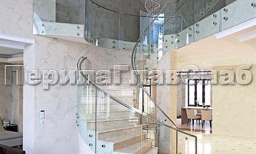 Стеклянные ограждения винтовой лестницы и баллюстрады купить в Челябинске
